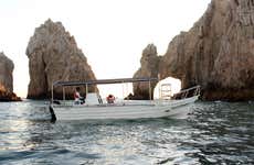 Paseo en barco por Cabo San Lucas con snorkel