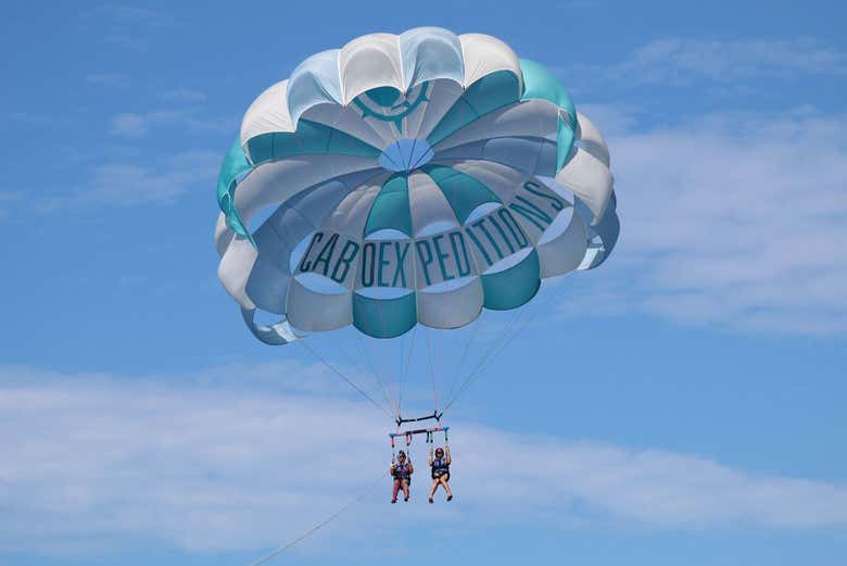 Disfrutando de la experiencia aérea