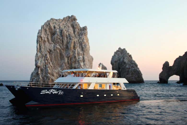 De paseo en un catamarán por Los Cabos