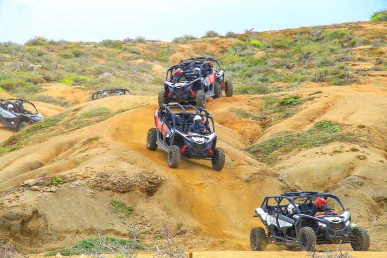 UTVs sobre las dunas de Los Cabos
