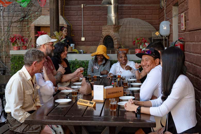 Degustación de cerveza artesanal con pizza