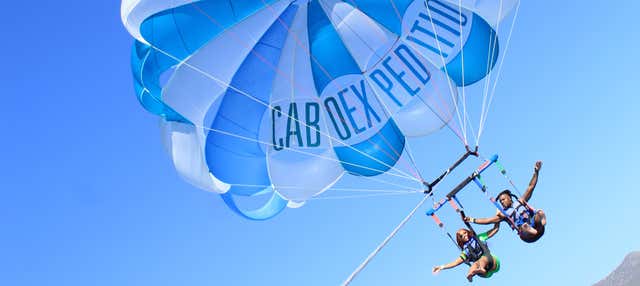 Parasailing em Los Cabos