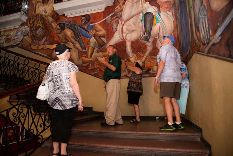 Contemplando os afrescos