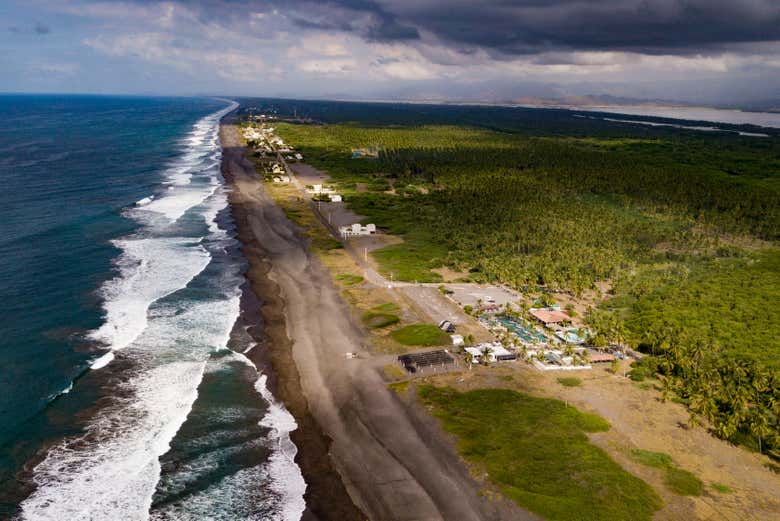 Vue aérienne du littoral