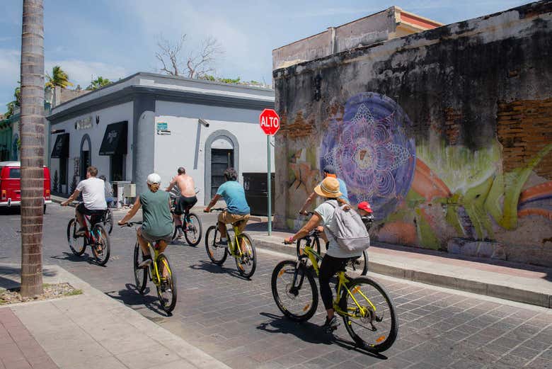 Recorriendo las calles de Mazatlán en bici
