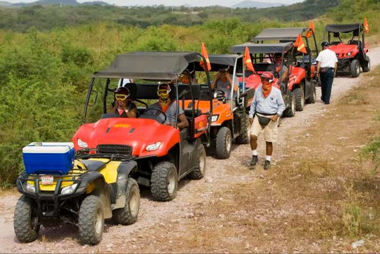 Vehículos ya preparados para la ruta