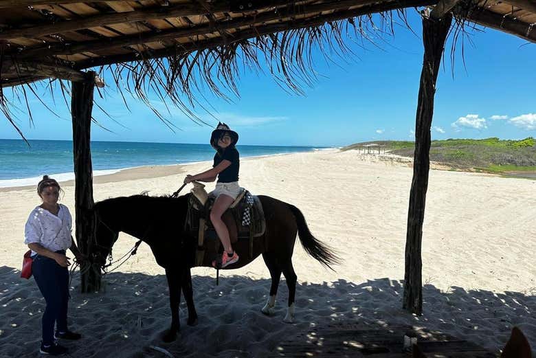 Exploraremos uma praia deserta em Mazatlán