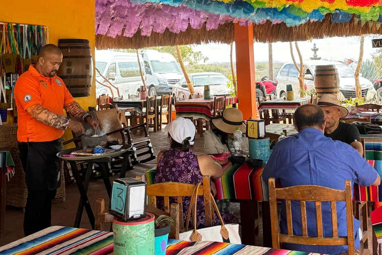 Experimentando diferentes sabores mexicanos