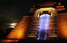 Espectáculo de luz y sonido en Uxmal