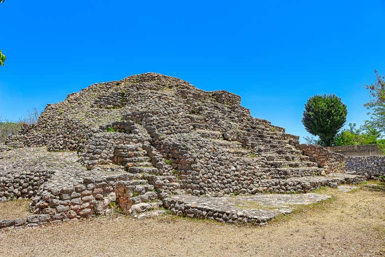 Tour the Acanceh Ruins