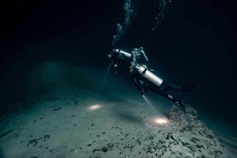 Discover the darkness!