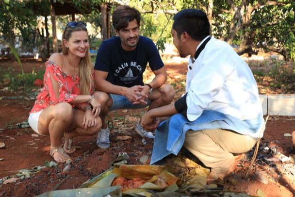 Ascoltando le spiegazioni della guida