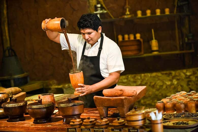 Maestro chocolatero del Museo Choco-Story