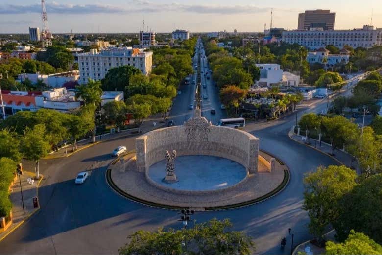 Monument à la Patrie, situé sur le Paseo de Montejo