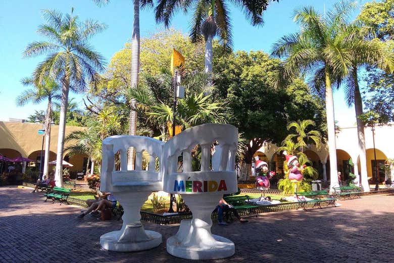 Santa Lucía Park in Mérida