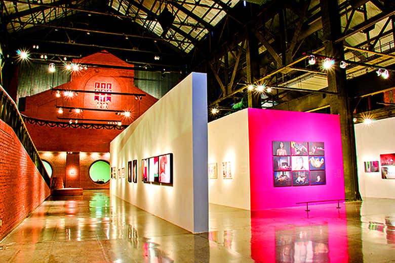 Exposición dentro del museo 