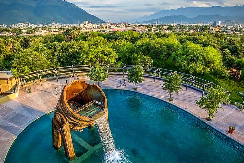 Una de las fuentes del Paseo Santa Lucía 