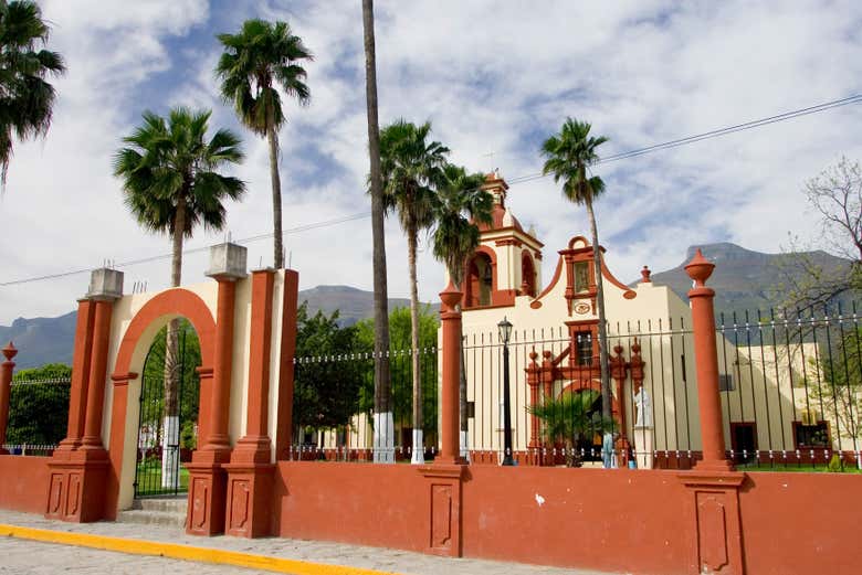 La bonita iglesia de García