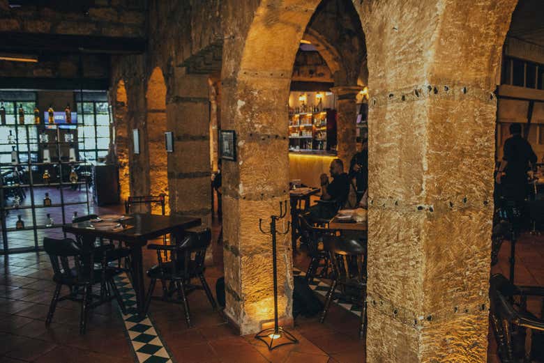 Interior de una de las cantinas de la ruta