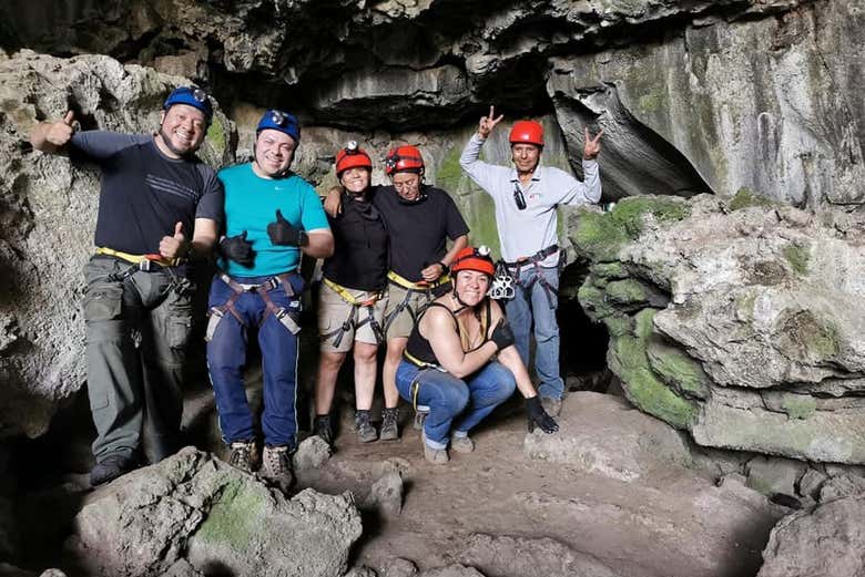 Explorando las cavernas