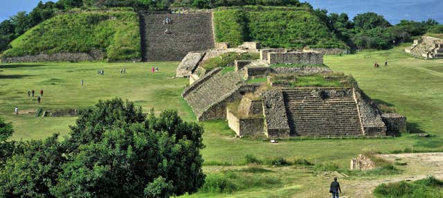 Excursión a Monte Albán