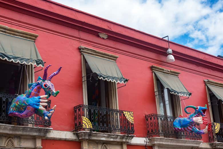 Alebrije-decorated houses in Oaxaca