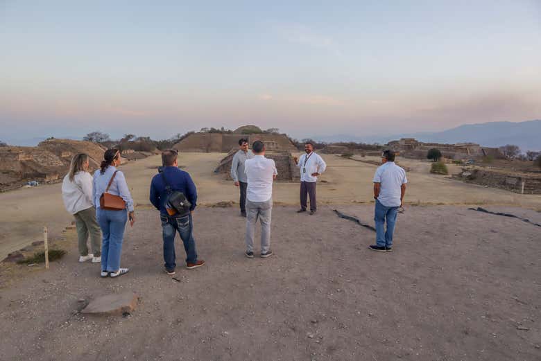 Écoutez les explications du guide