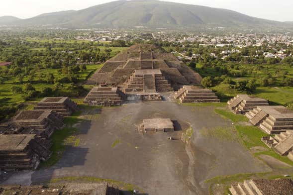 Escursione a Teotihuacán