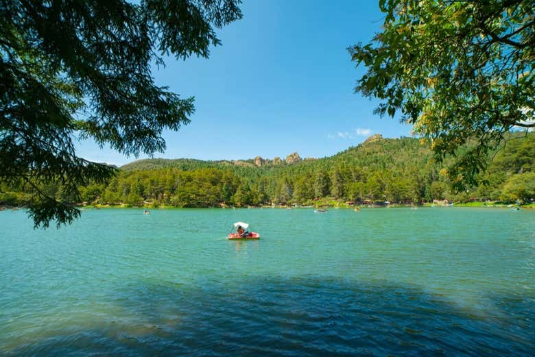 Disfrutando de la belleza natural de la presa El Cedral