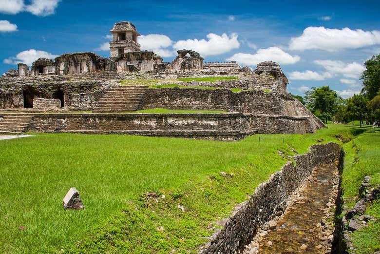 Templos antiquísimos de la civilización maya