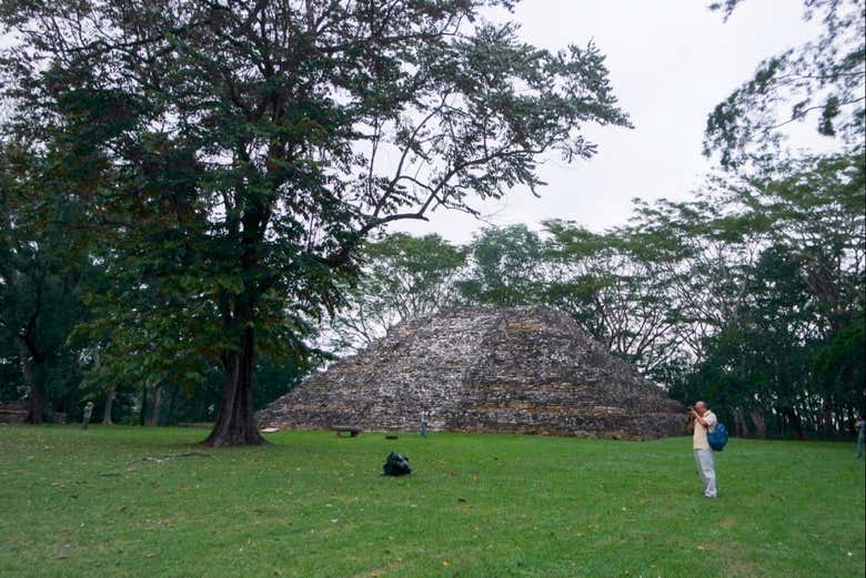 Recorriendo esta ciudad maya