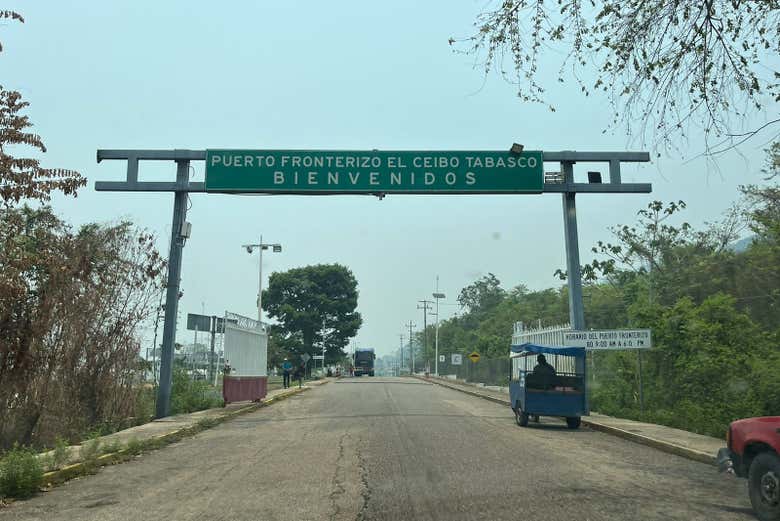 Cruzando la frontera entre México y Guatemala