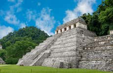 Tour por la zona arqueológica de Palenque, Agua Azul y Misol-Há