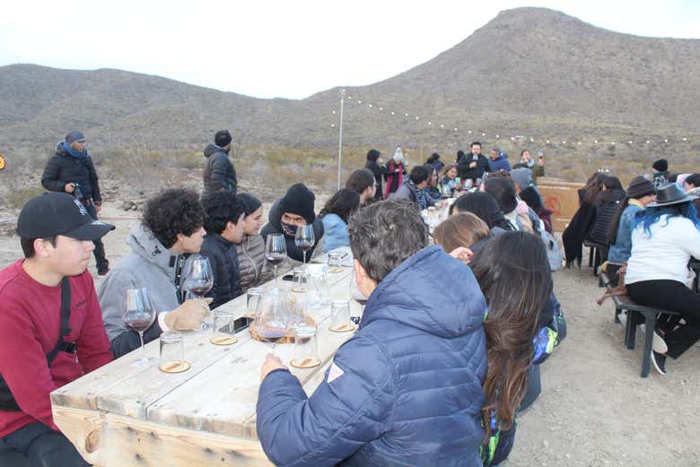 Dégustation de vins dans le Cerro Colorado