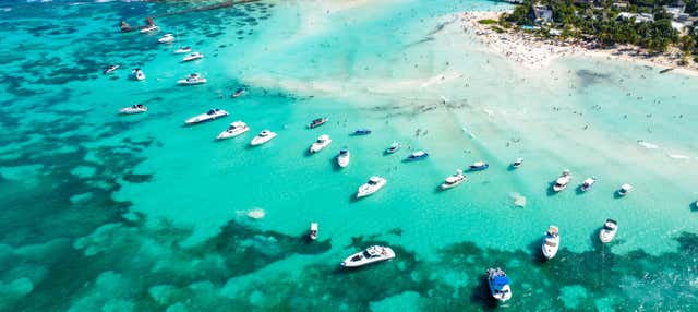 Catamaran Cruise to Isla Mujeres