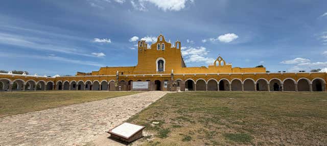 Excursión a Izamal y Ek Balam