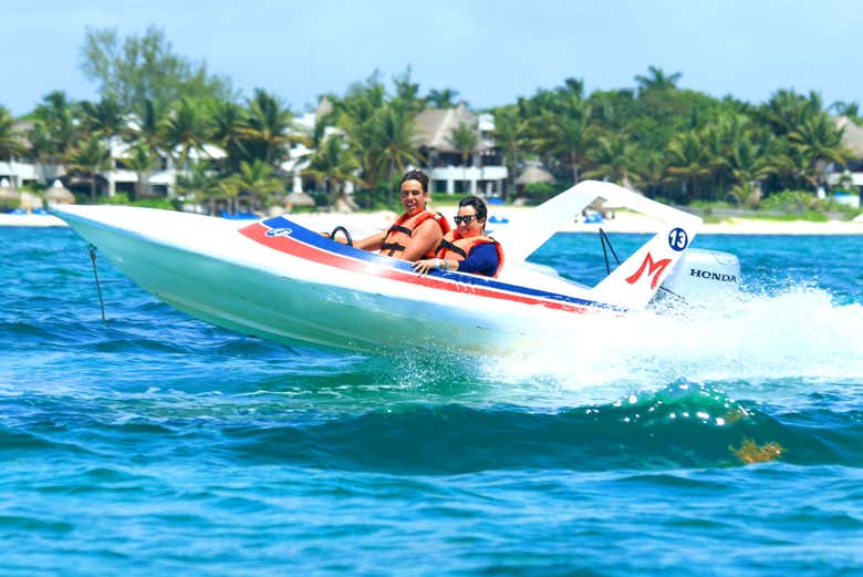 Speed boat tour around Punta Maroma