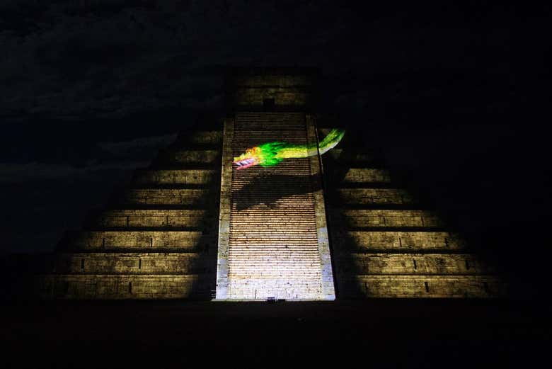 Une des scènes des Noches de Kukulkán