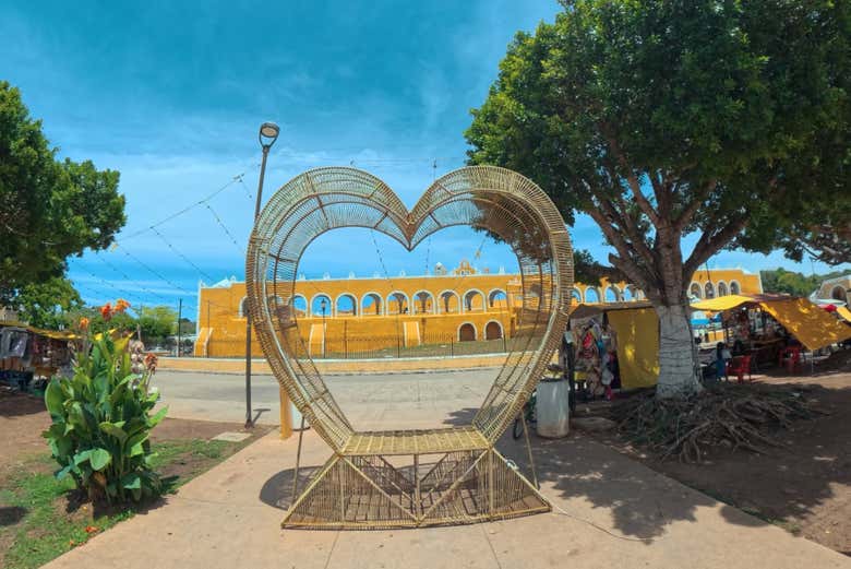 Podréis tomar una foto con la estructura en forma de corazón