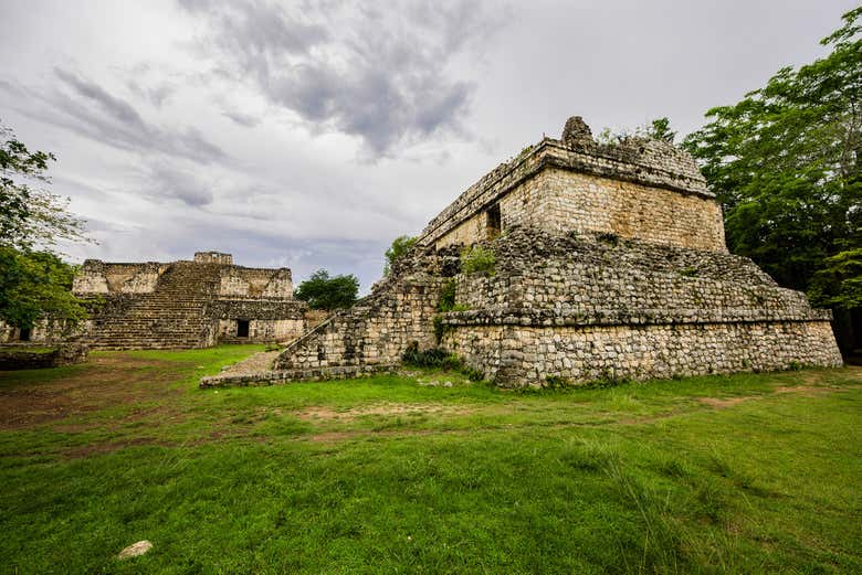Visiting the archaeological site of Ek Balam