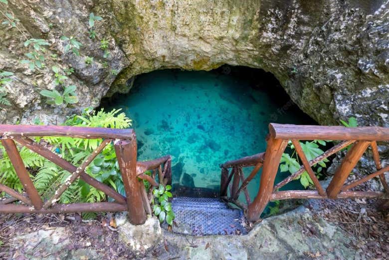 Entrada de um dos cenotes 