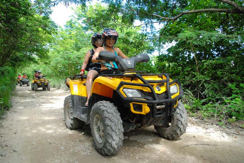 Recorriendo la selva maya