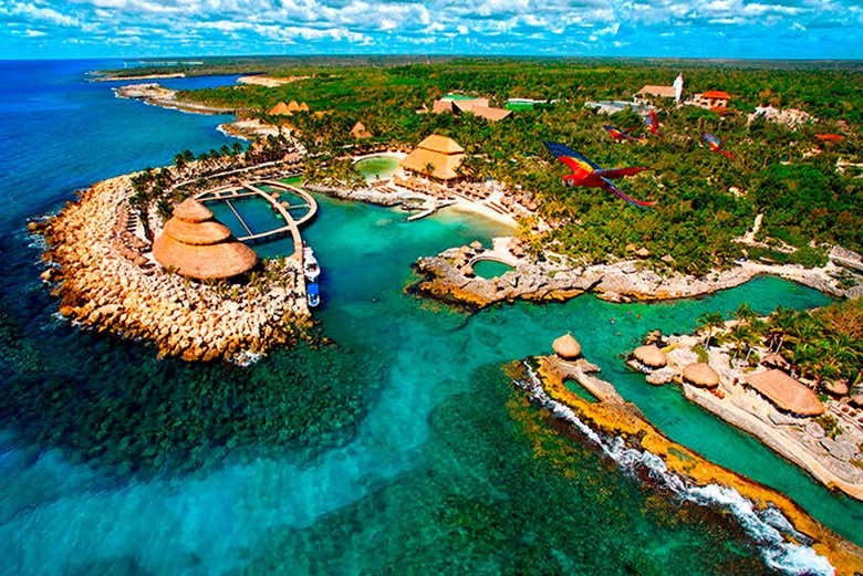 Xcaret Park & Isla Mujeres Catamaran Cruise Combo Tour in Akumal