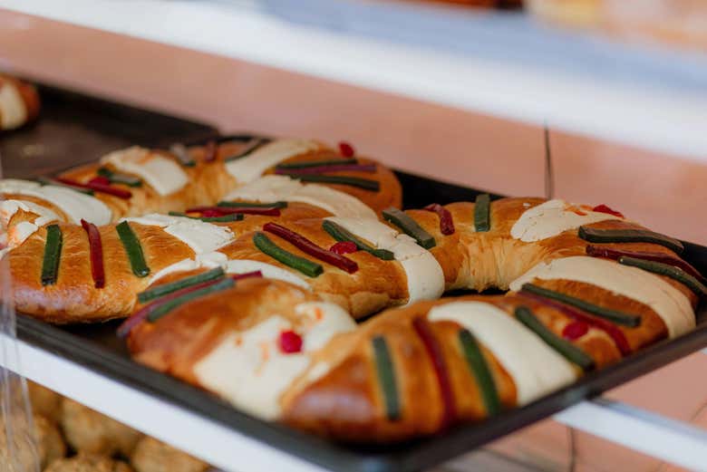 Try the traditional rosca de Reyes