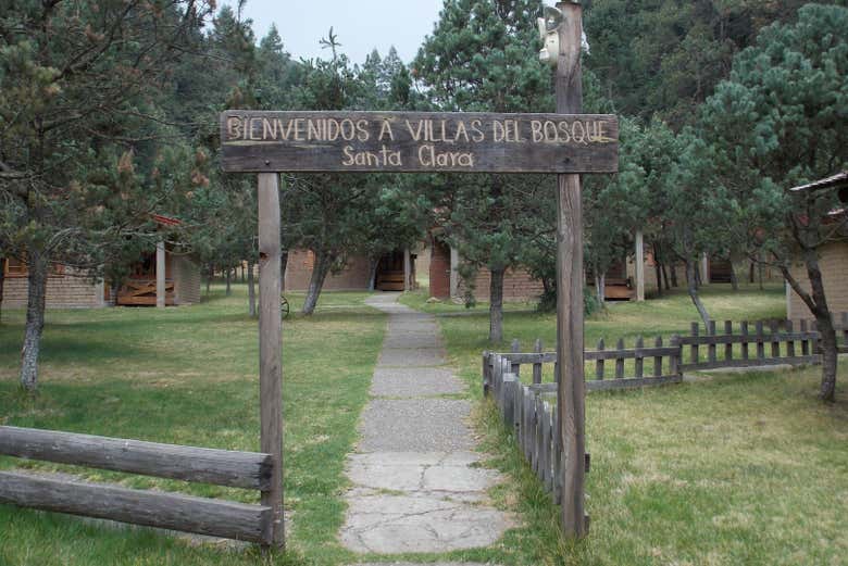 Entrando a Villas del Bosque Santa Clara