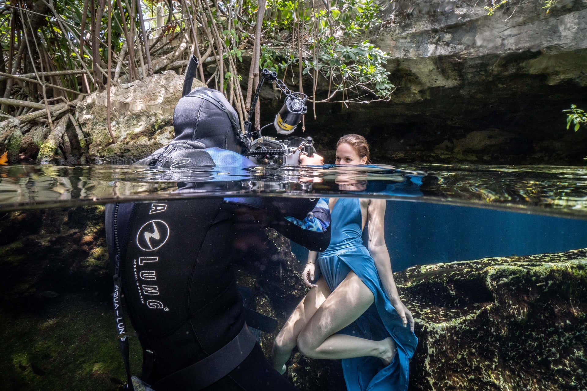 Sessão fotográfica em um cenote de Riviera Maya