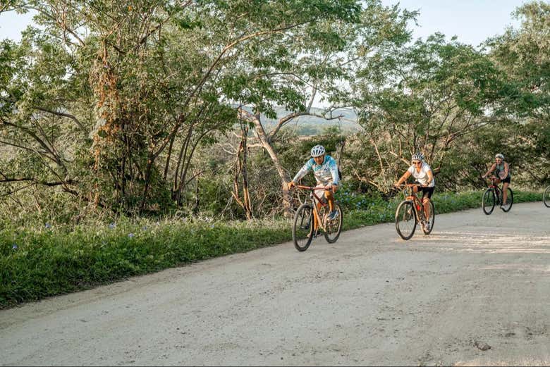 Pedaleando por los senderos naturales