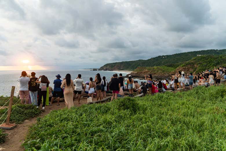 Aguardando a la puesta de sol