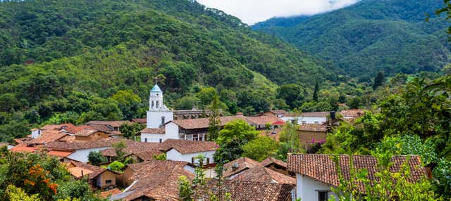 Excursão a San Sebastián del Oeste