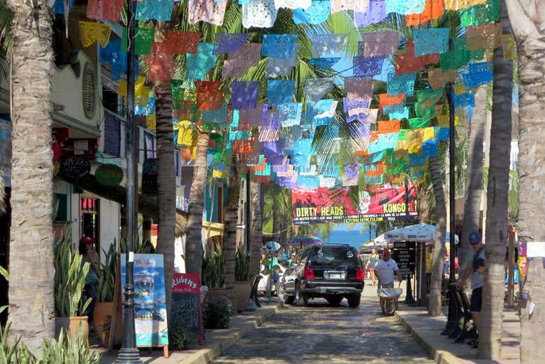 Una de las calles principales de Sayulita